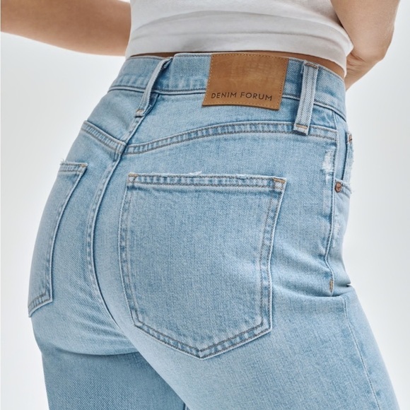 Aritzia Denim Forum The Yoko High Rise Slim 26L - Picture 5 of 14